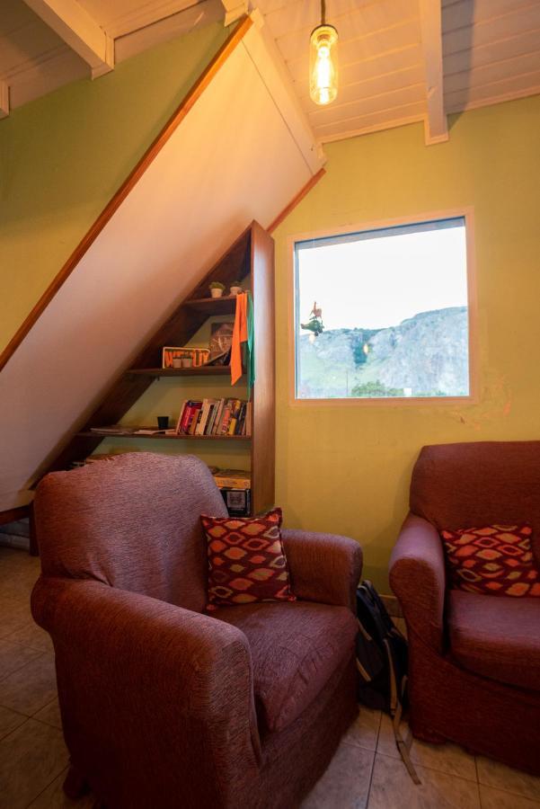 Hostel Wenuy-HOSTERIA LOS ÑIRES El Chaltén Exterior foto